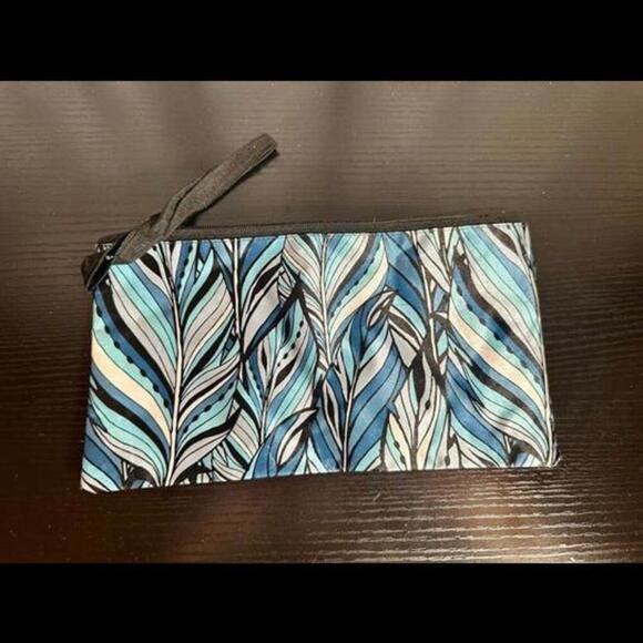 Handbags - Stylish Feather Print Cosmetic Bag